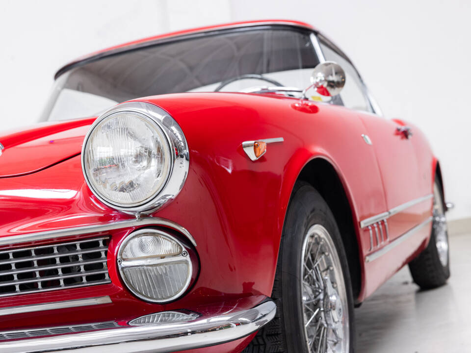 Image 28/39 of Alfa Romeo 2000 Spider (1960)