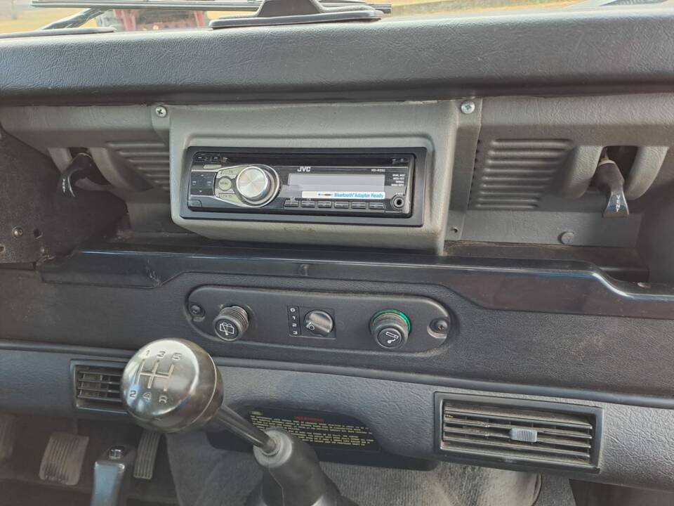 Immagine 37/83 di Land Rover Defender 90 Td5 (1999)