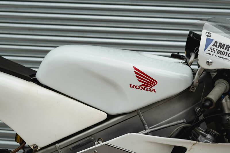 Bild 16/50 von Honda RS 250 RF (1993)