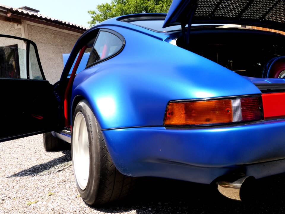 Afbeelding 12/22 van Porsche 911 RSR 3.0 (1974)