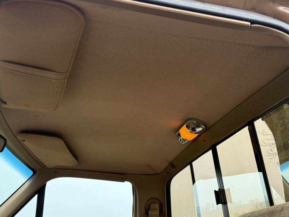 Immagine 13/22 di Ford F-250 (1988)