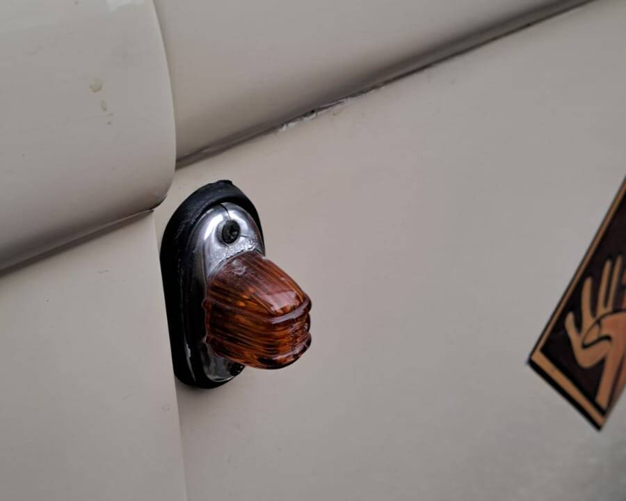 Image 27/31 of Volkswagen T1 minibus (1962)