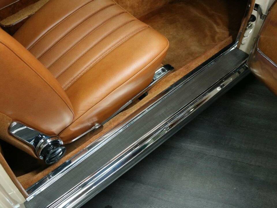 Afbeelding 28/50 van Mercedes-Benz 280 SE (1969)