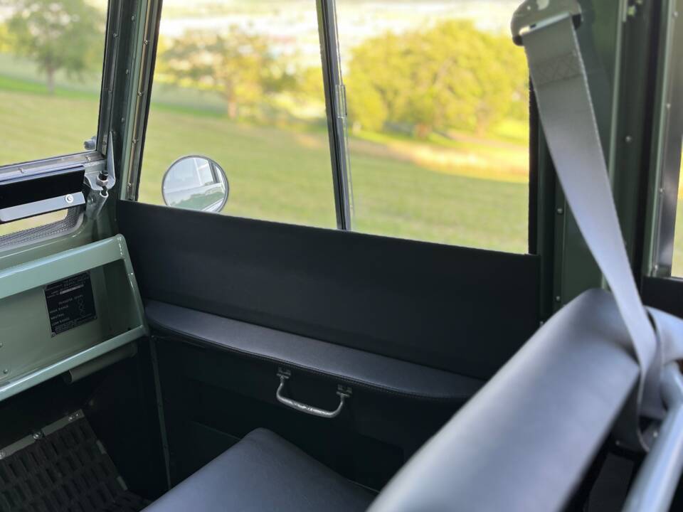 Imagen 54/99 de Land Rover 109 (1970)