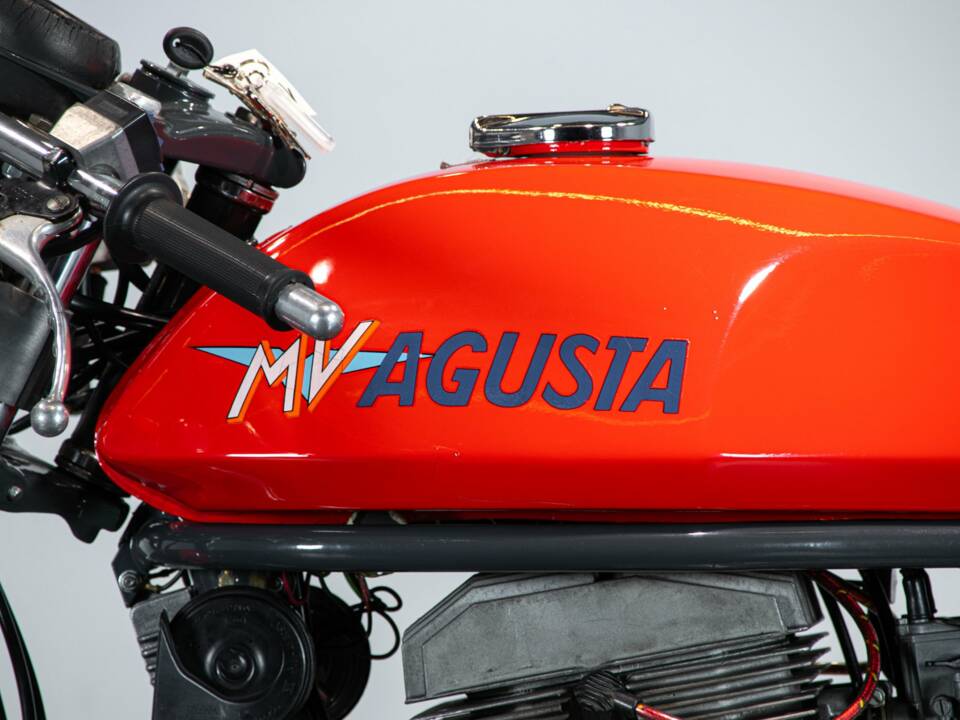 Image 17/50 of MV Agusta DUMMY (1975)