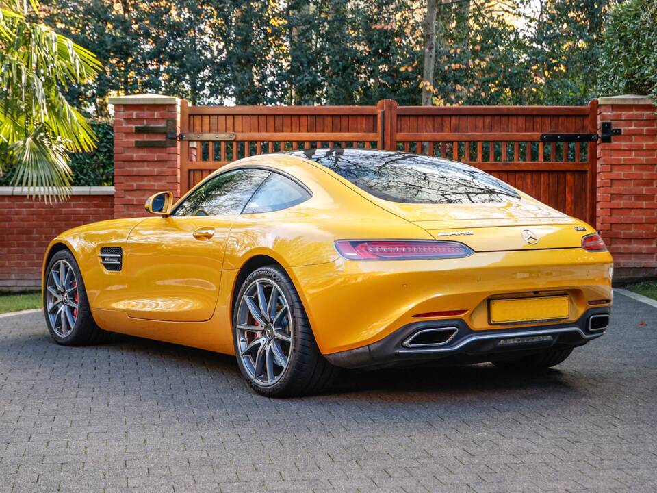 Bild 2/35 von Mercedes-AMG GT-S (1900)