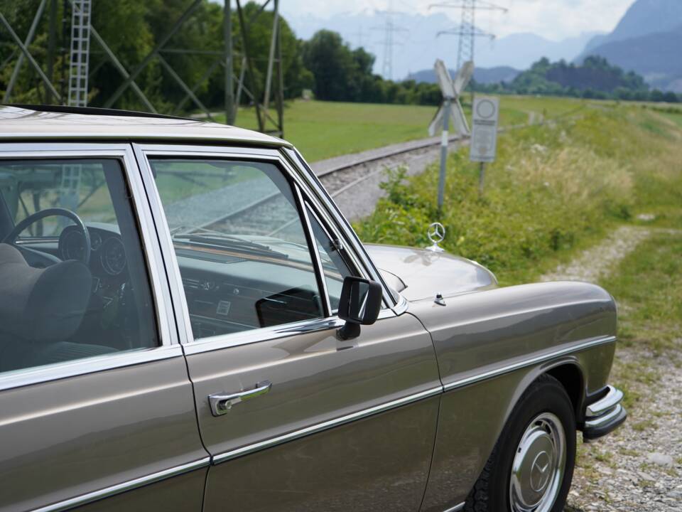 Afbeelding 89/89 van Mercedes-Benz 300 SEL 6.3 (1972)