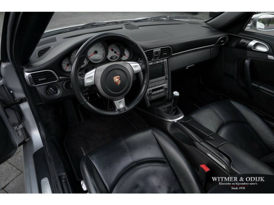 Bild 3/31 von Porsche 911 Carrera 4S (2006)