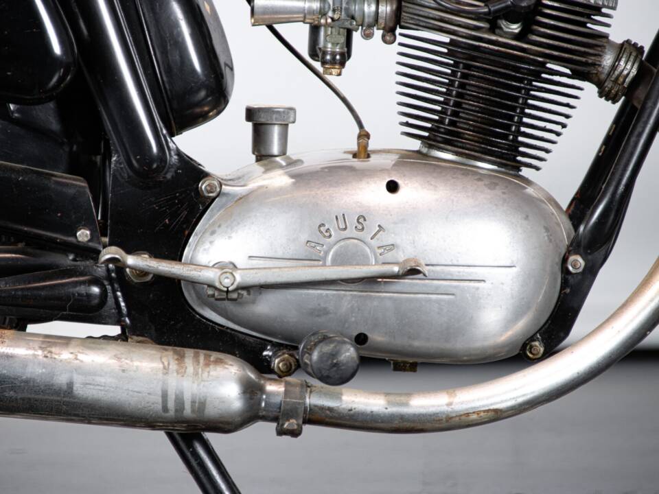 Bild 35/50 von MV Agusta 125 TR (1958)