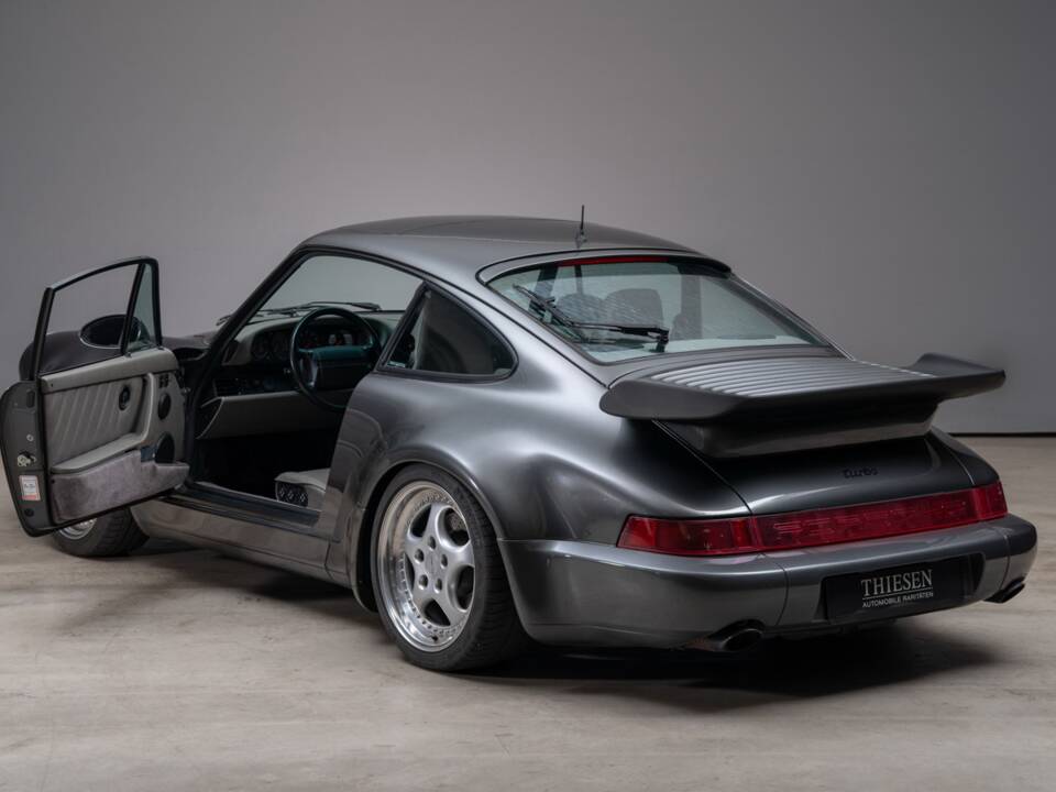 Image 12/33 de Porsche 911 Turbo 3.3 (1991)