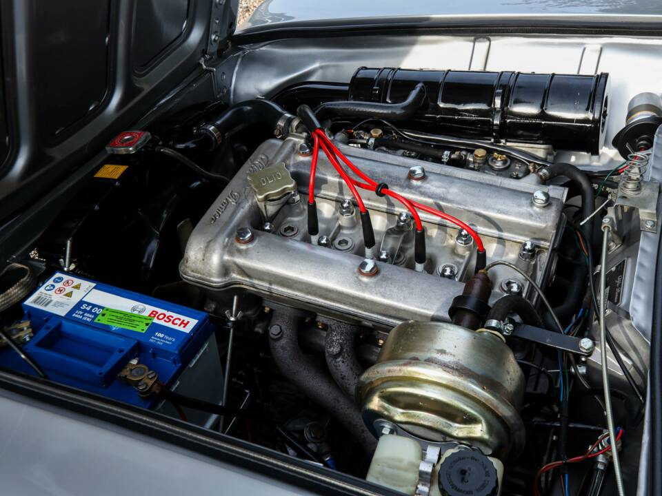 Afbeelding 21/50 van Alfa Romeo 1750 GT Veloce (1969)