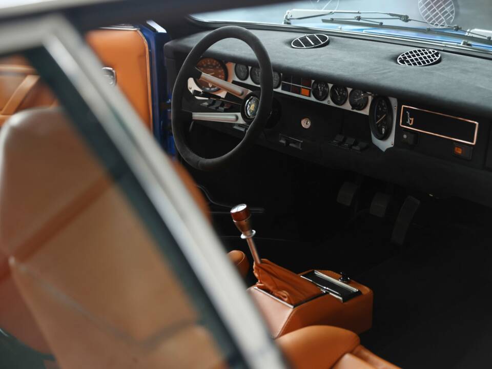 Bild 39/50 von Lamborghini Urraco P 250 (1973)
