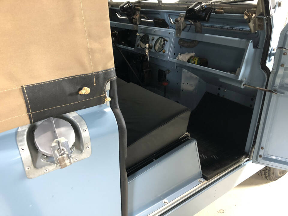 Imagen 39/41 de Land Rover 88 (1962)