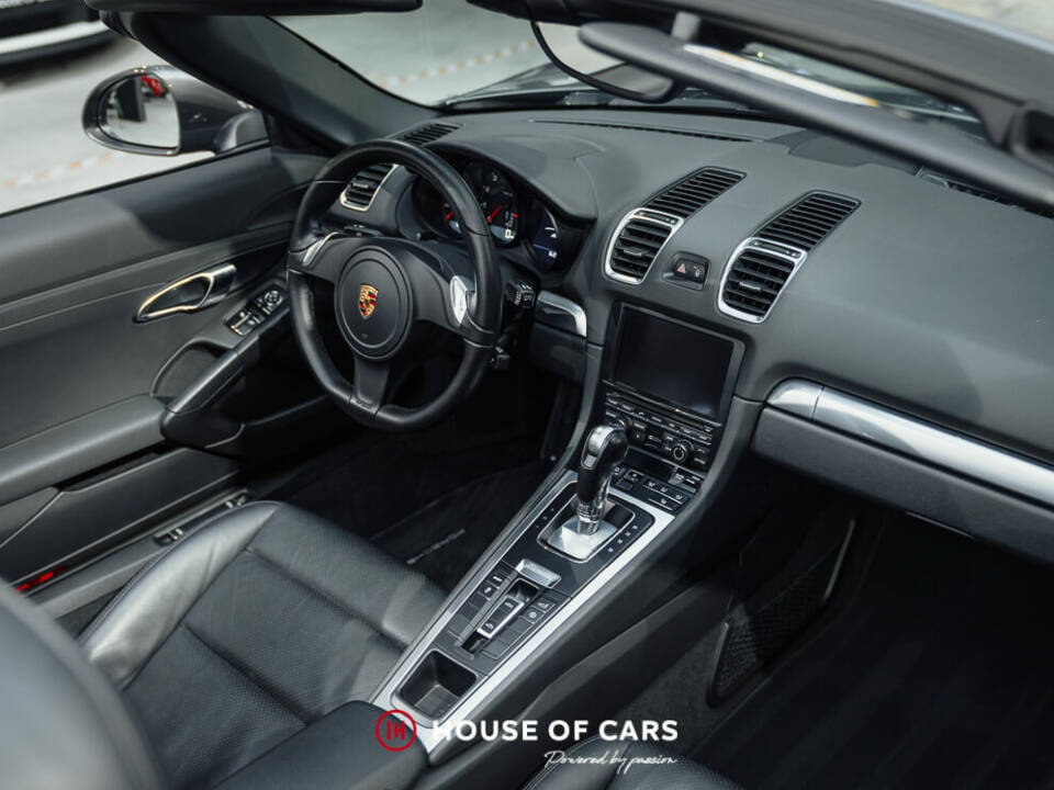 Image 28/48 of Porsche Boxster (2015)