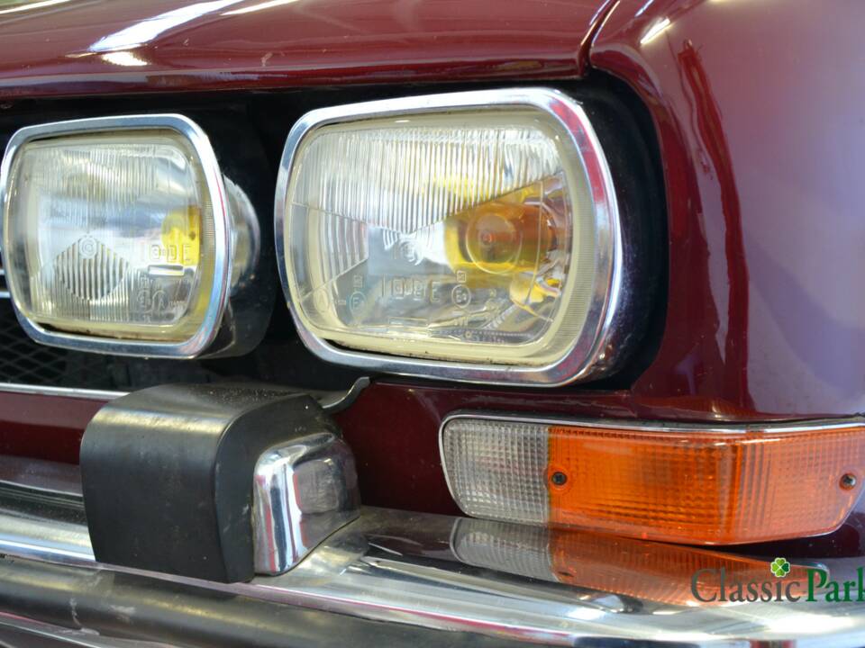 Bild 35/38 von Peugeot 504 Convertible (1970)