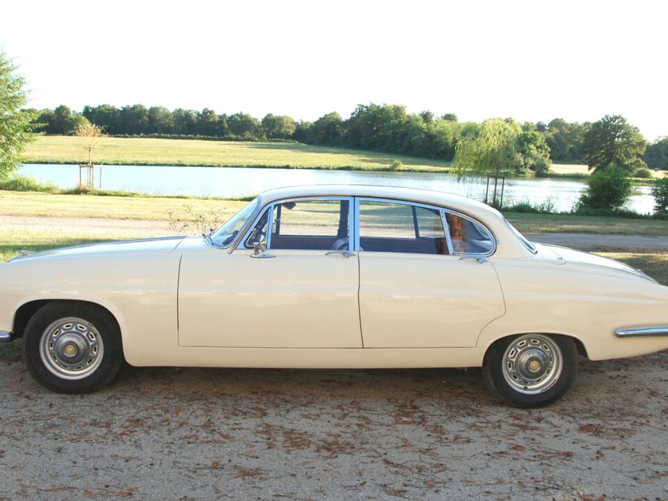 Image 5/8 de Jaguar Mk X 4.2 (1965)