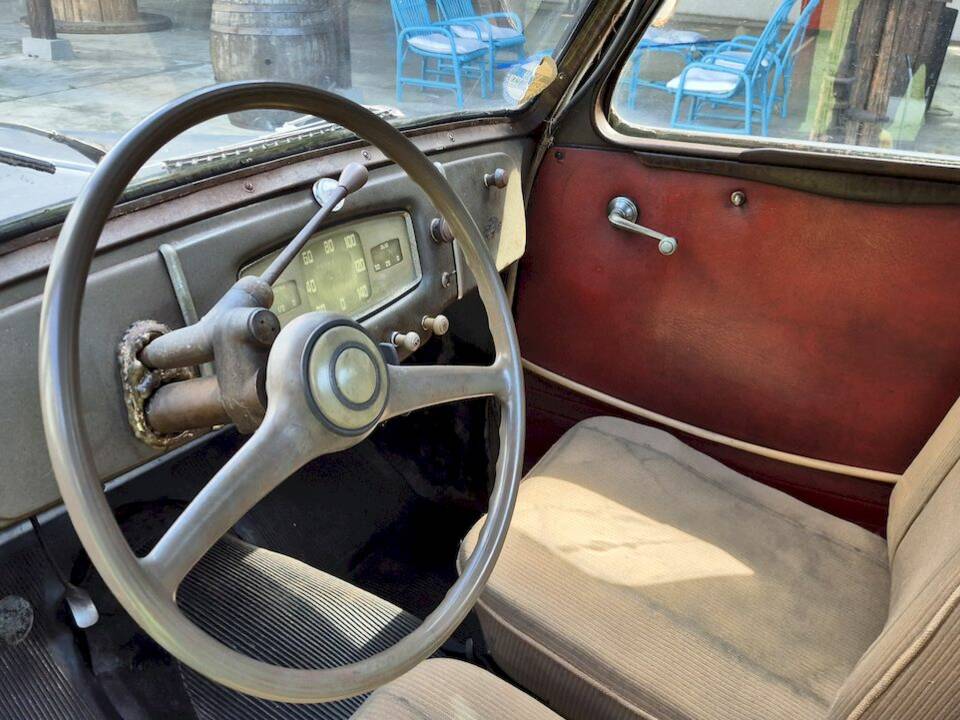 Image 18/34 of FIAT 1100 ELR (1952)