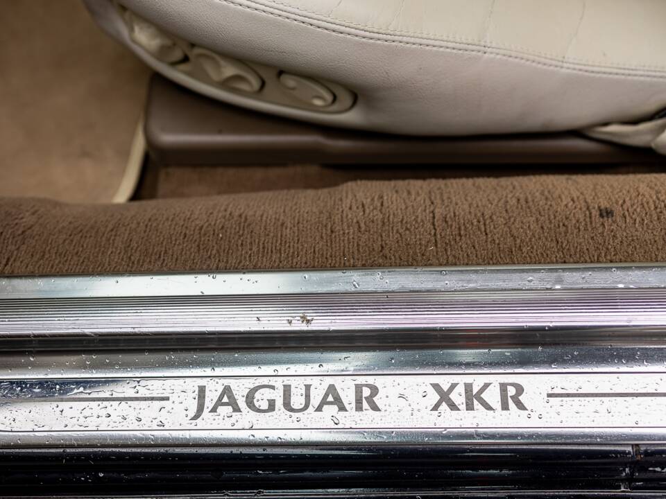 Afbeelding 44/50 van Jaguar XKR (1998)
