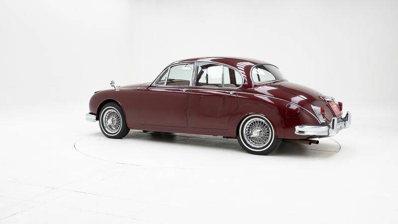 Image 3/15 of Jaguar Mk II 3.8 (1960)