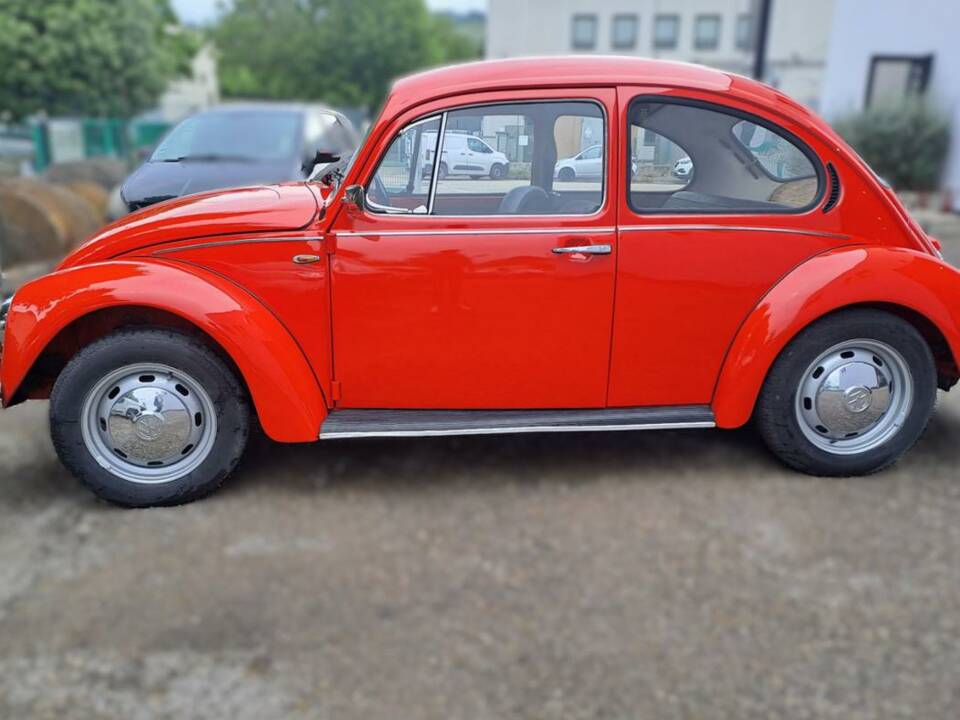 Image 2/33 of Volkswagen Beetle 1200 L (1980)
