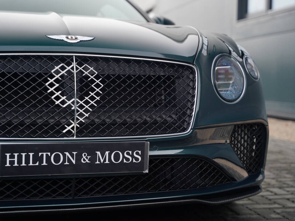 Immagine 38/50 di Bentley Continental GT (2019)