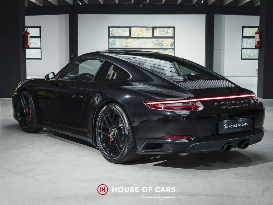 Bild 9/24 von Porsche 911 Carrera 4 GTS (2017)