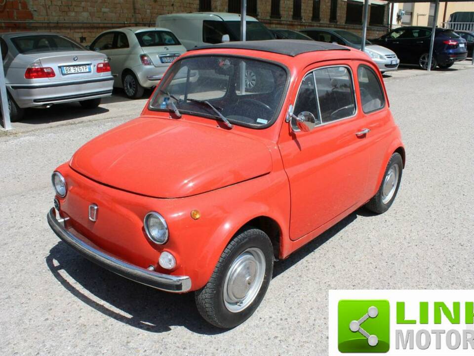 Image 2/10 of FIAT 500 L (1970)