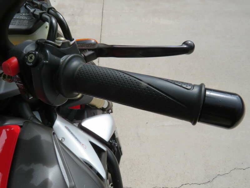 Bild 15/43 von MV Agusta Brutale 750 S (2006)