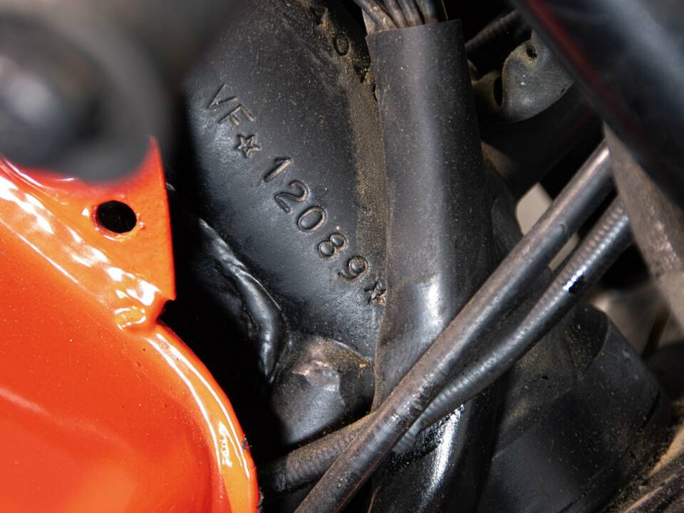 Image 28/49 de Moto Guzzi 850 LeMans (1981)