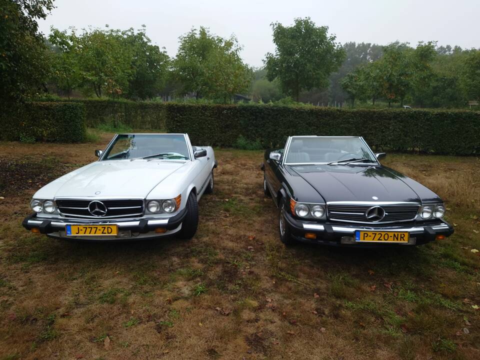 Afbeelding 1/7 van Mercedes-Benz 560 SL (1989)