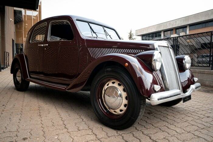 Image 2/7 of Lancia Aprilia (1949)