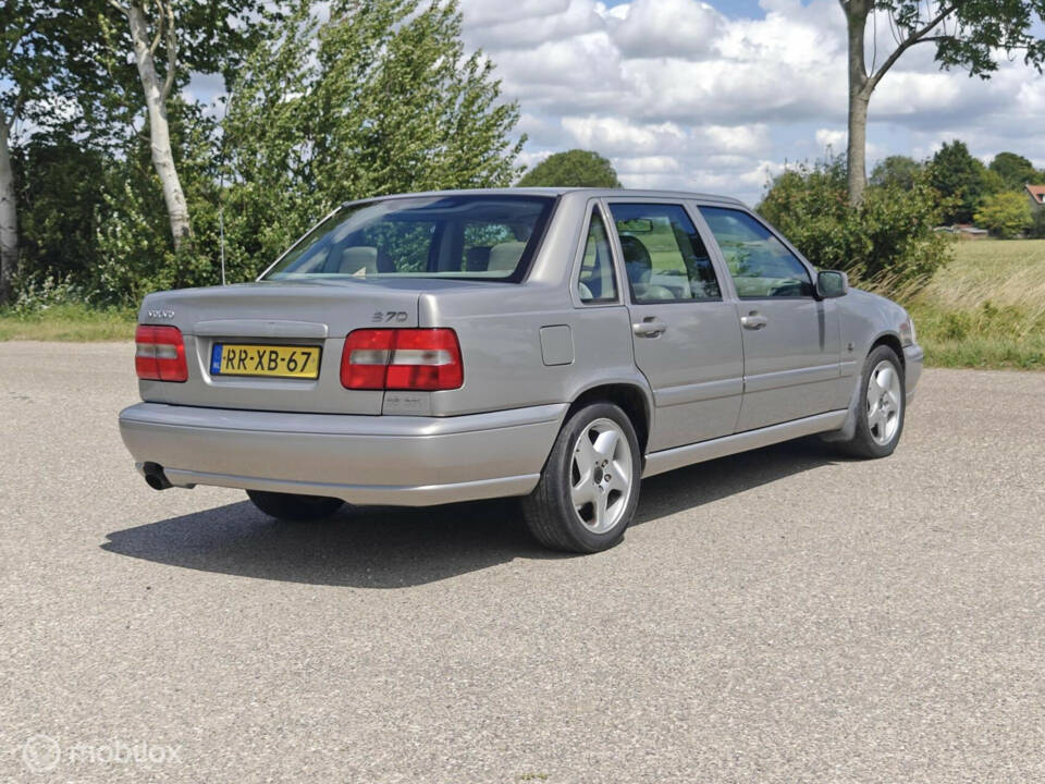 Afbeelding 10/36 van Volvo S 70 2.5 (1997)