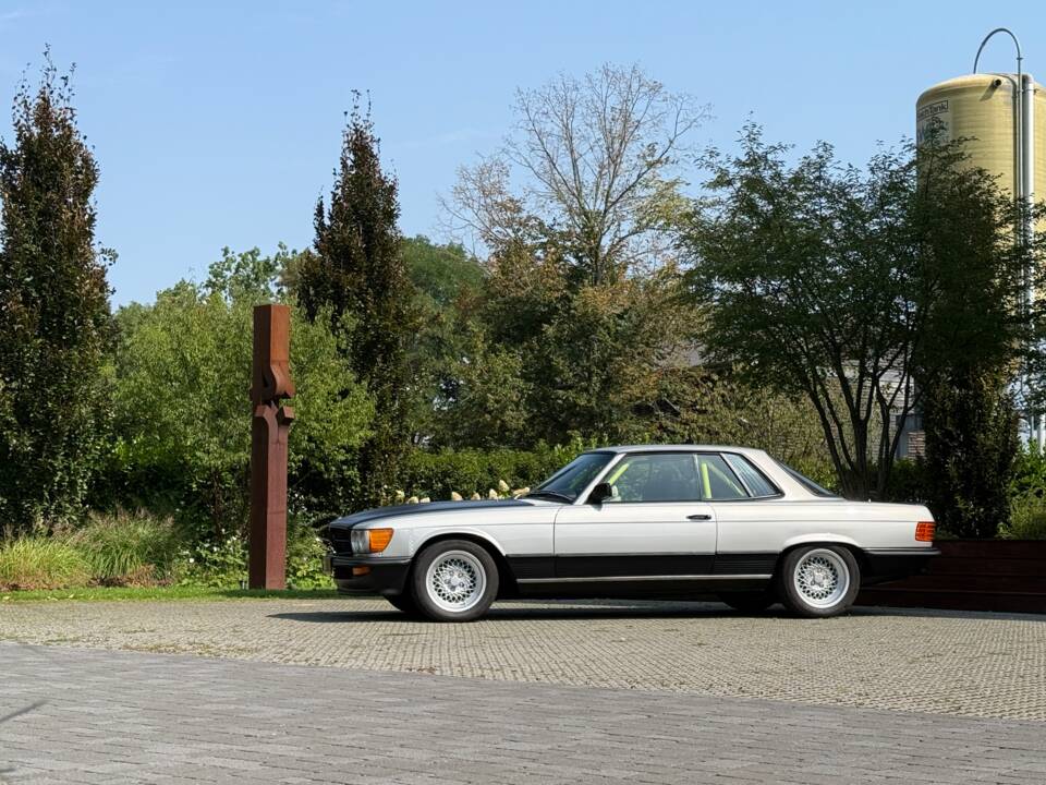 Immagine 29/29 di Mercedes-Benz 500 SLC (1980)