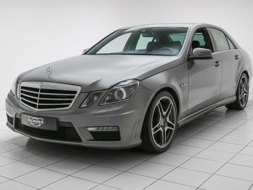 Bild 1/19 von Mercedes-Benz E 63 AMG (2009)