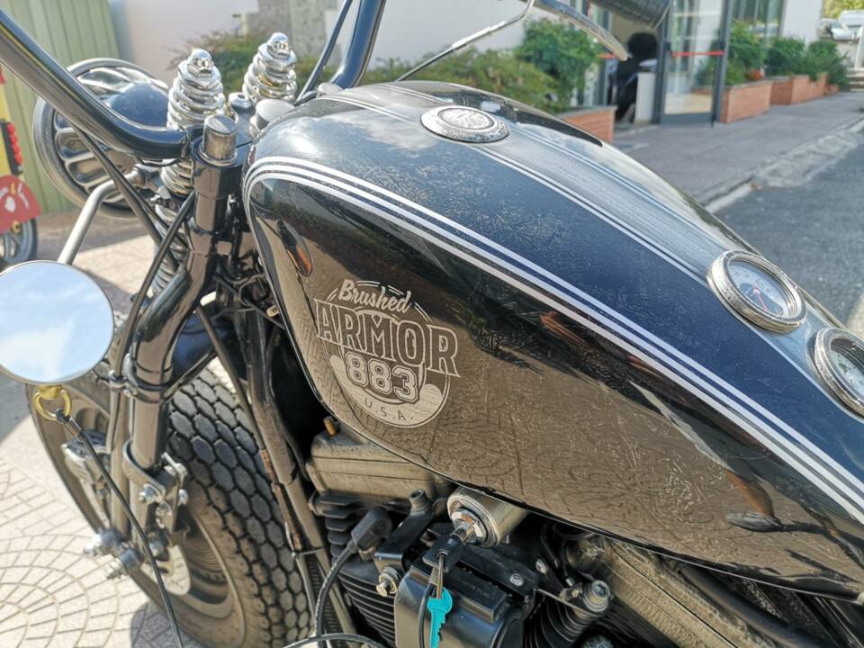 Image 22/32 of Harley-Davidson Sportster XL 883 (1993)