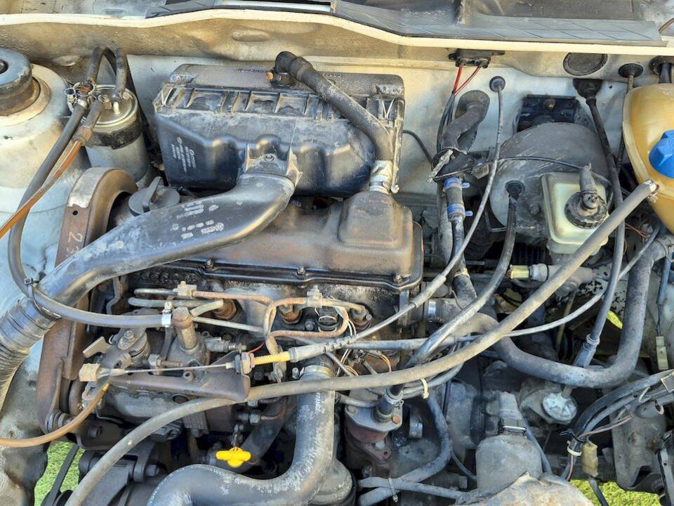 Image 39/43 of Volkswagen Caddy I 1.6 D (1990)