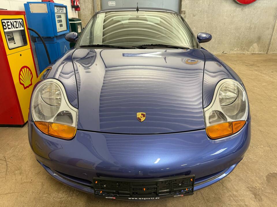 Image 4/23 of Porsche 911 Carrera (1998)