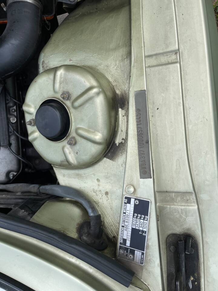 Image 67/100 de BMW 528i (1980)