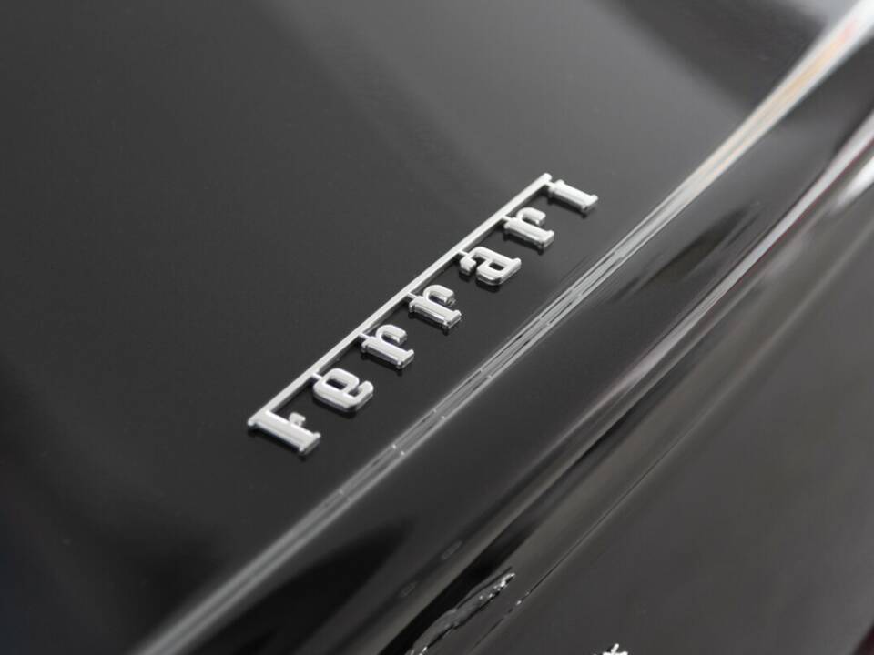 Image 27/47 of Ferrari 550 Maranello (1997)