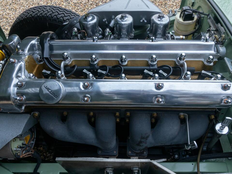 Image 50/50 de Jaguar Type E 4.2 (1967)