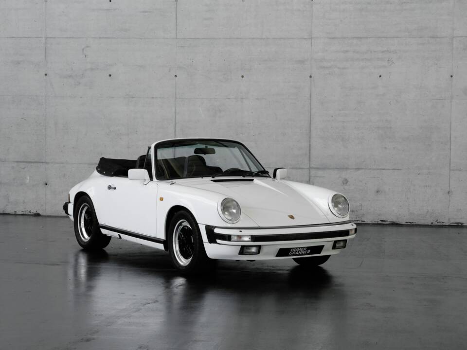 Image 7/46 de Porsche 911 Carrera 3.2 (1984)