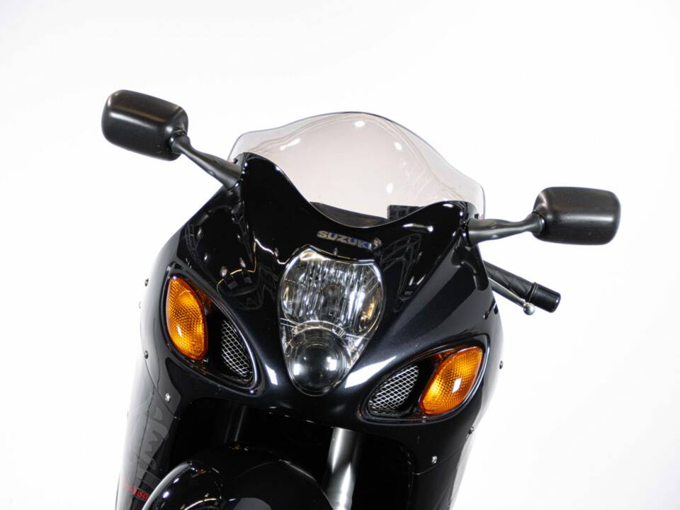 Immagine 35/50 di Suzuki GSX Hayabusa 1300 (1999)