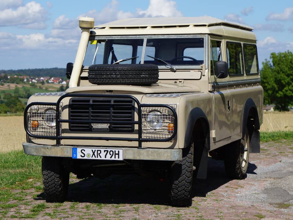 Imagen 3/43 de Land Rover 109 (1979)
