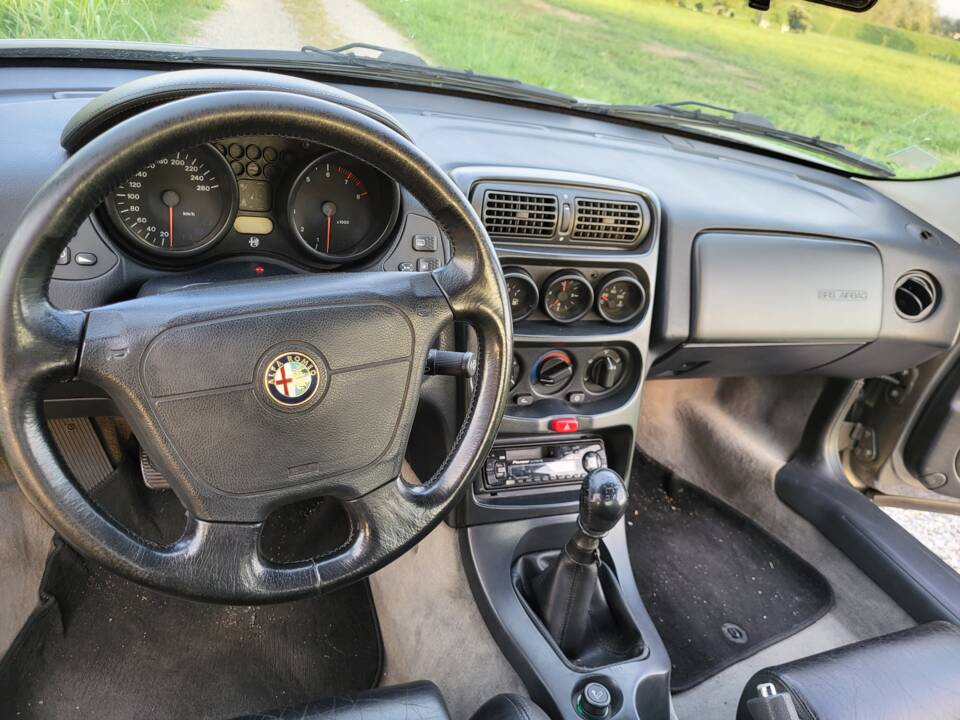 Bild 20/52 von Alfa Romeo GTV 2.0 V6 Turbo (1995)