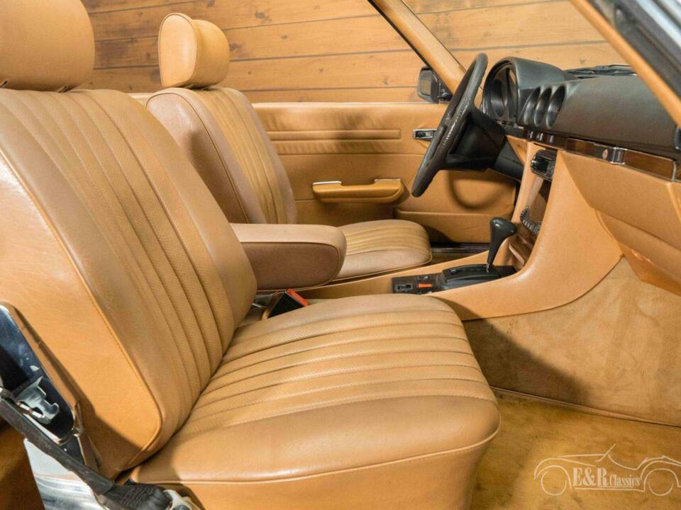 Immagine 9/29 di Mercedes-Benz 380 SL (1983)