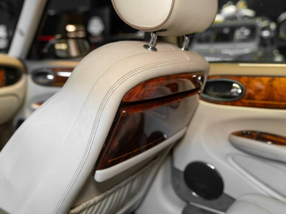 Bild 33/50 von Daimler Super V8 (1997)