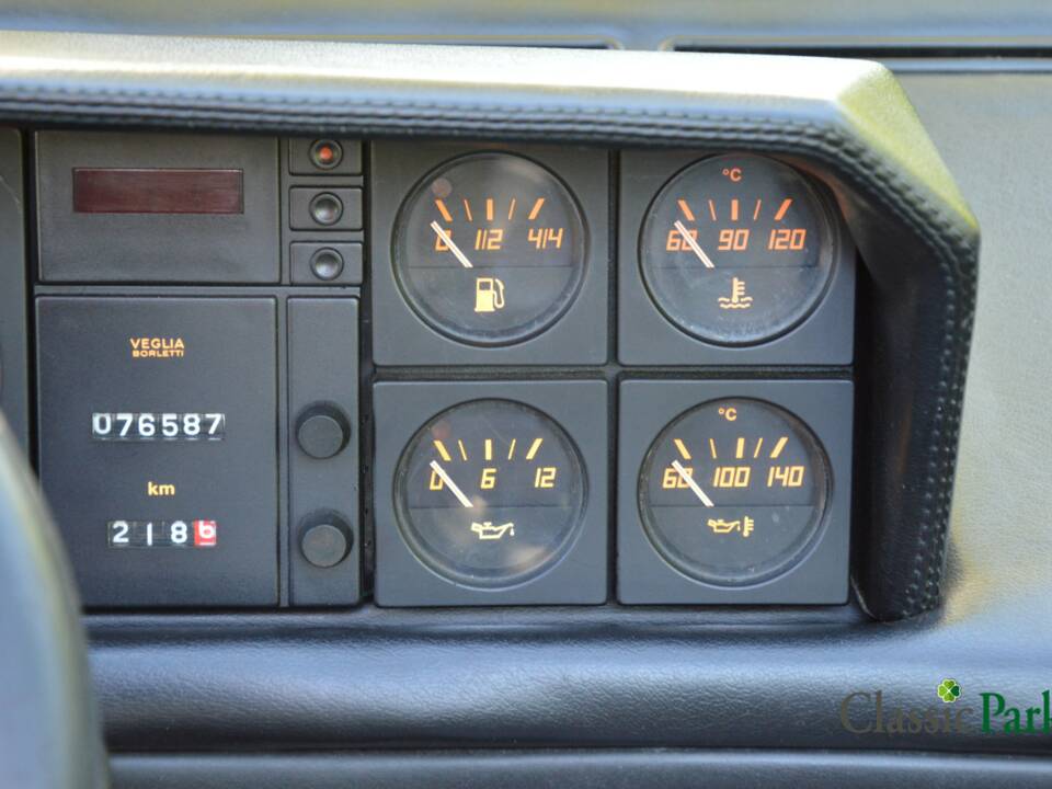 Bild 44/50 von Ferrari Mondial 3.2 (1987)