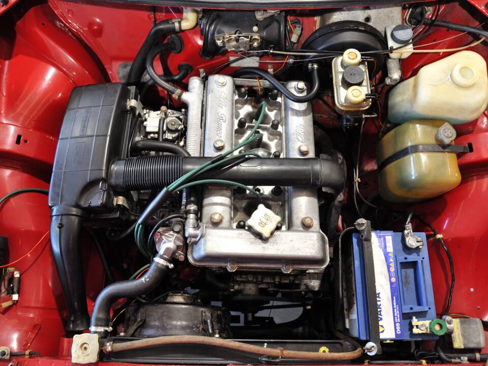 Bild 2/29 von Alfa Romeo Alfetta GT 1.6 (1978)