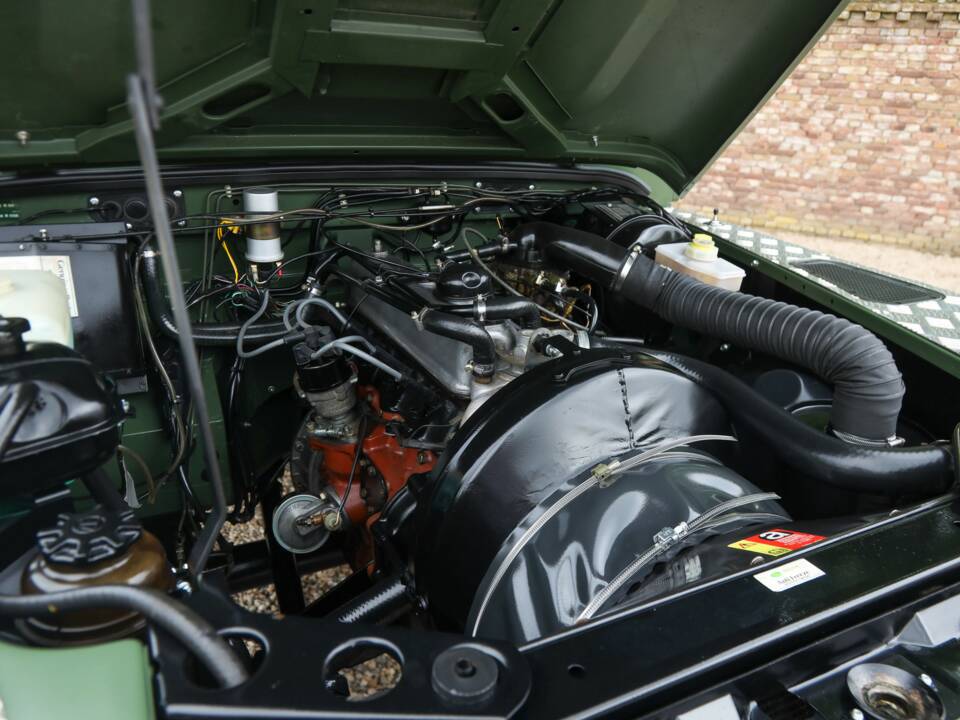Immagine 30/50 di Land Rover 90 (1990)