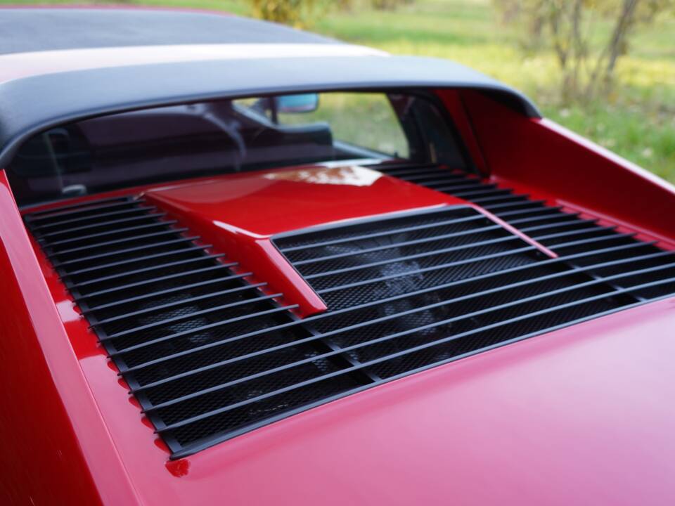 Immagine 23/100 di Ferrari 208 GTS Turbo (1989)